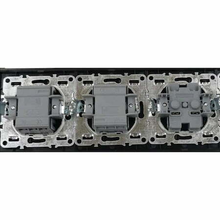 Priza tripla Elit'S,  rama sticla,16A ip20,8010Fkb-3
