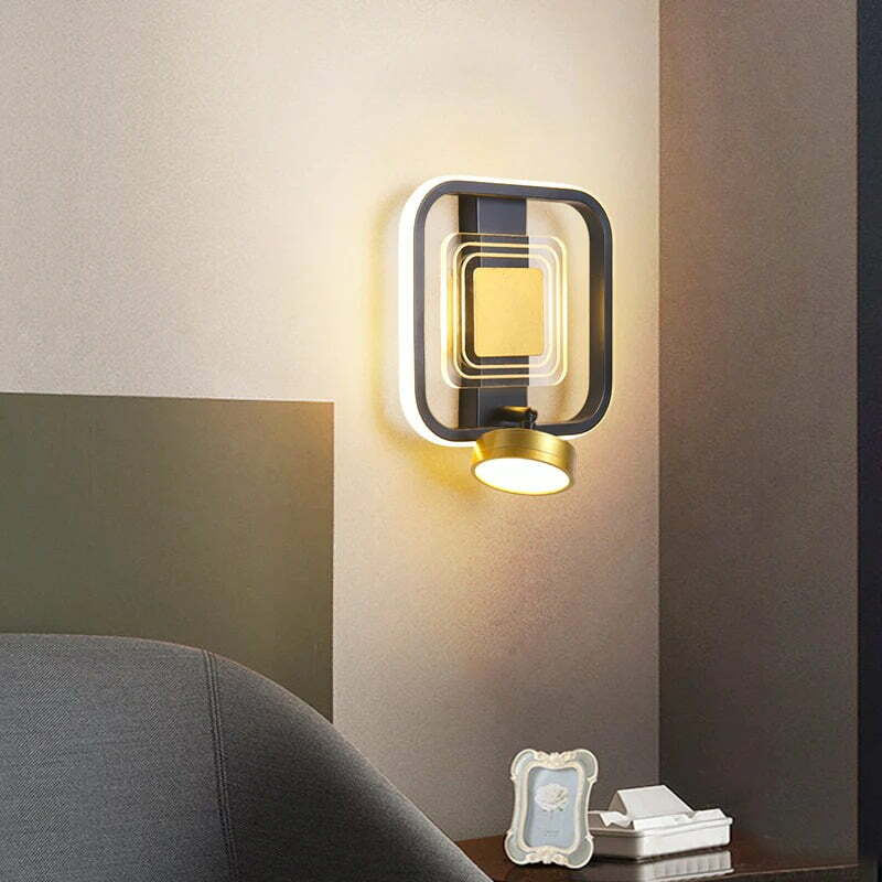 Aplica20Led2C20Elits20Esn20B972C20320Tipuri20De20Lumina2C2040W2C20Auriu20Negru.jpg Aplica Led cu design elegant, Elit's Esn B97, 3 tipuri de lumina, 40W, auriu negru