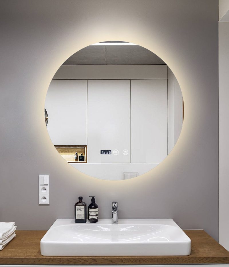 oglinda-baie-led-si-dezaburire-elit-s-premium-cu-senzor-touch-lumina3873.jpg Oglindă Baie LED și Dezaburire Elit's Premium cu Senzor Touch, Lumina Rece, Caldă și Neutră, 90 cm, lumina ambientala spate