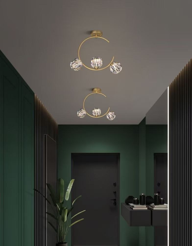 Untitled - 2024-11-22T124830.873 Lustra Cu Cinci Globuri Decorative Elit's