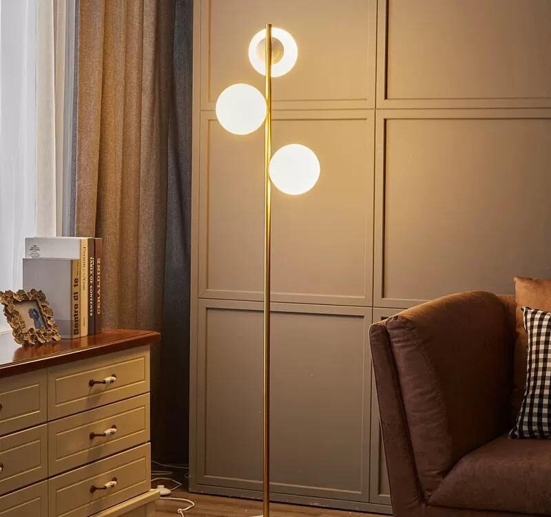 Untitled - 2025-08-26T105725.953 Lampadar TY3052-3 GD – 3 brațe elegante, soclu E27, finisaj auriu