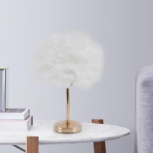 💡 Veioză Decorativă cu Pene și Bază Aurie Elit's– Glamour și Căldură Vizuală