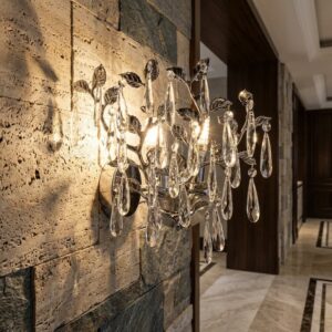 Beca_victor_Artistic_crystal_wal Aplică Model W33121/2 – Eleganță Compactă cu Accente de Cristal