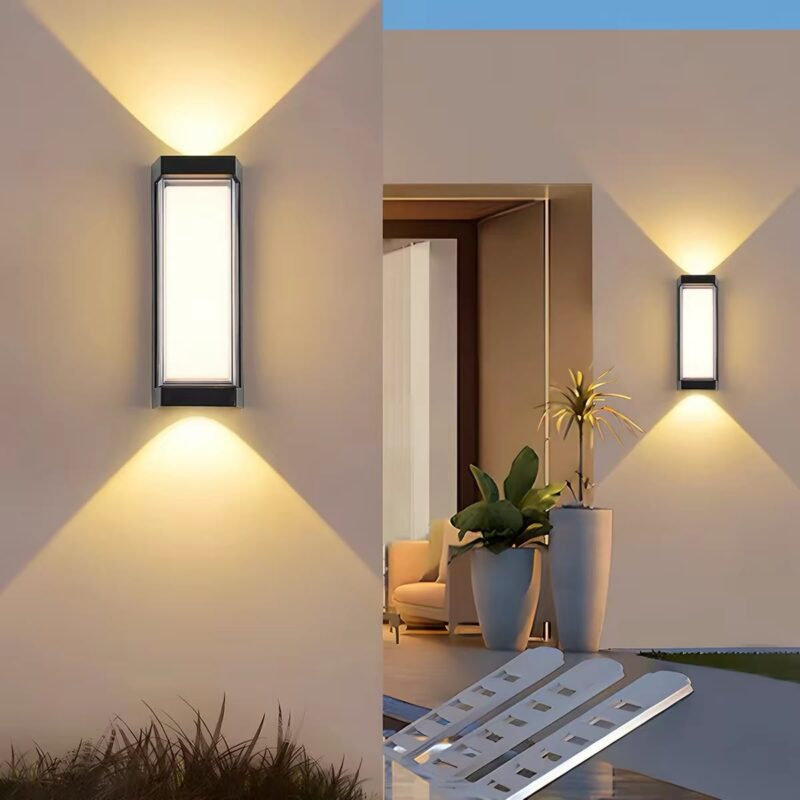 635e230f-b38c-4562-8246-fc8ca91e9722 Aplică LED Exterior Model 605L – 20W, Lumină Caldă 3000K