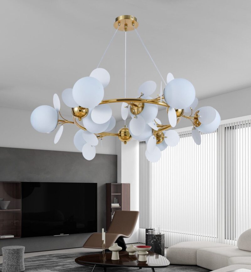 Lustră modernă cu globuri albe și structură gold 688-9